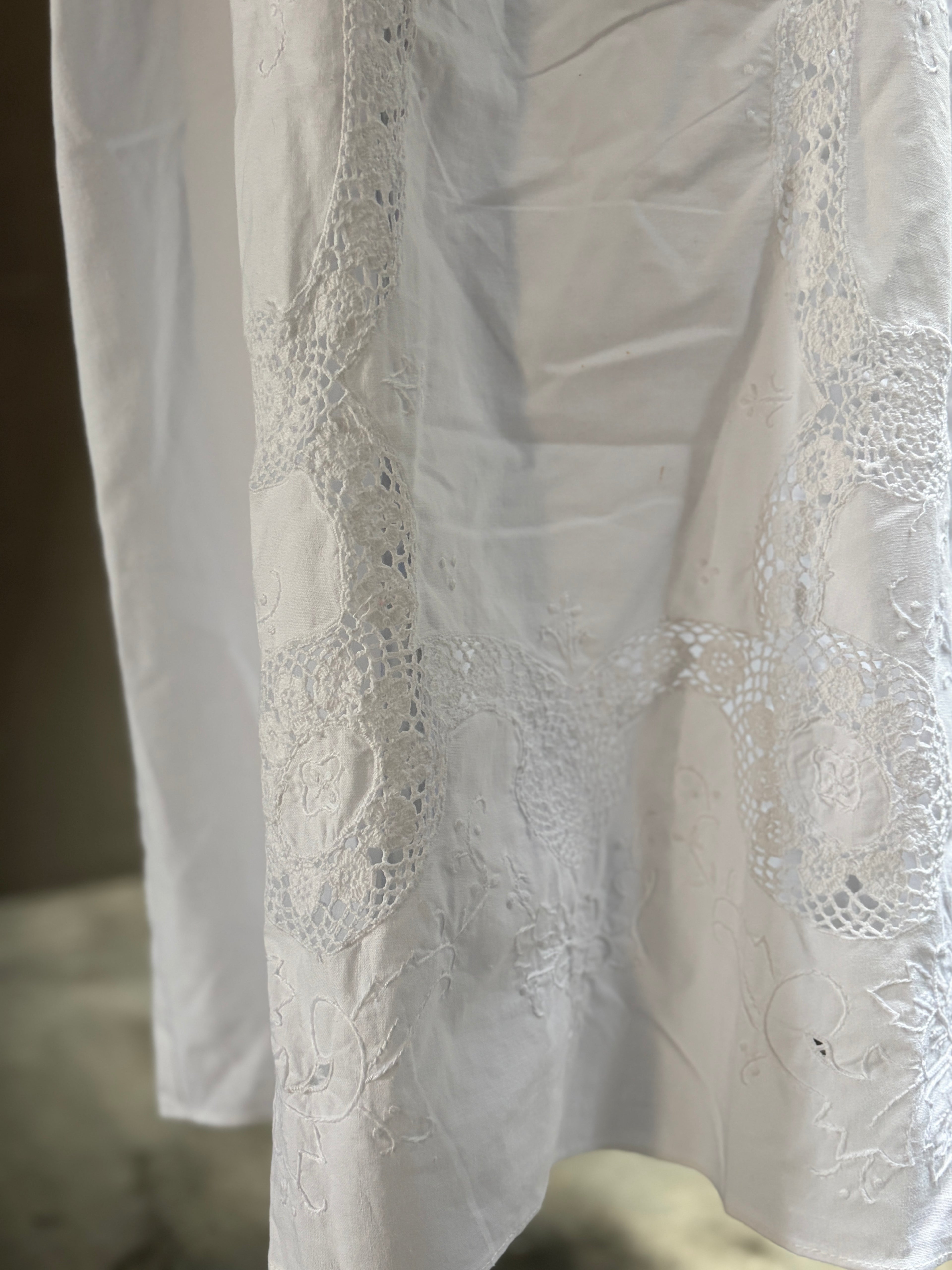 連脈（Renmyaku）｜Lace Vein Dress