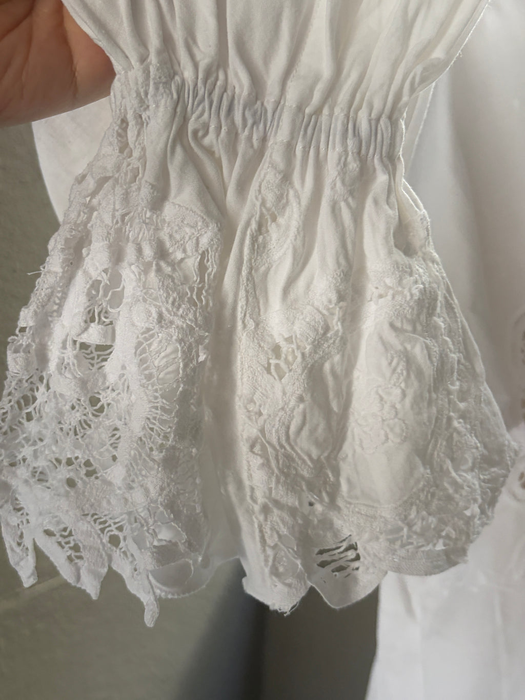 静余（Seiyo）｜Lace Blouse