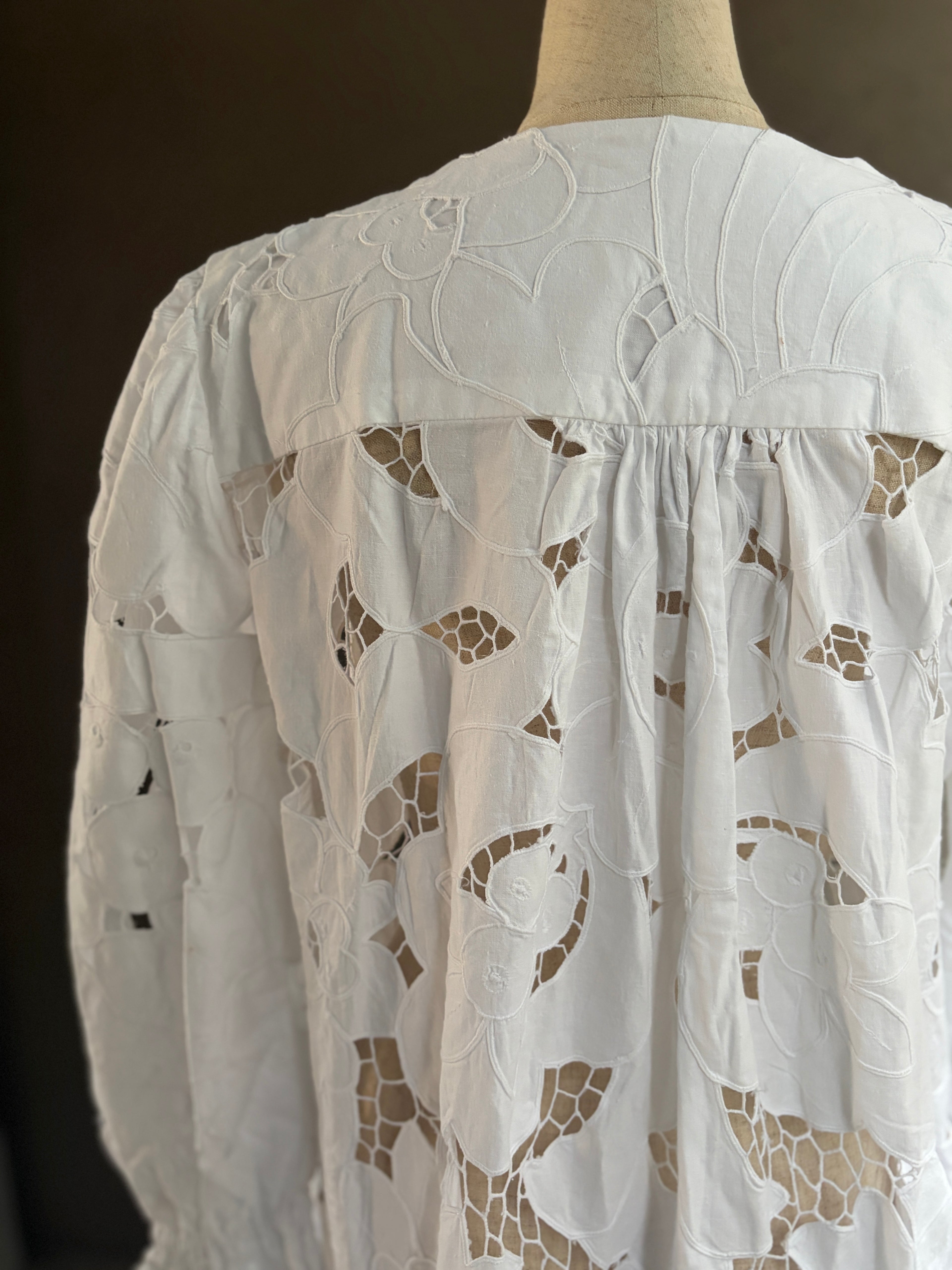 開輪（Kairin）｜Open Petal Dress