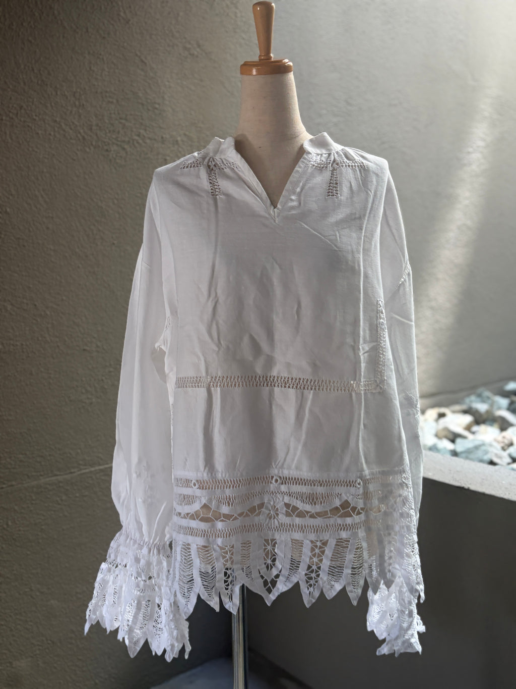 透綻（Tōtan）｜Lace Blouse