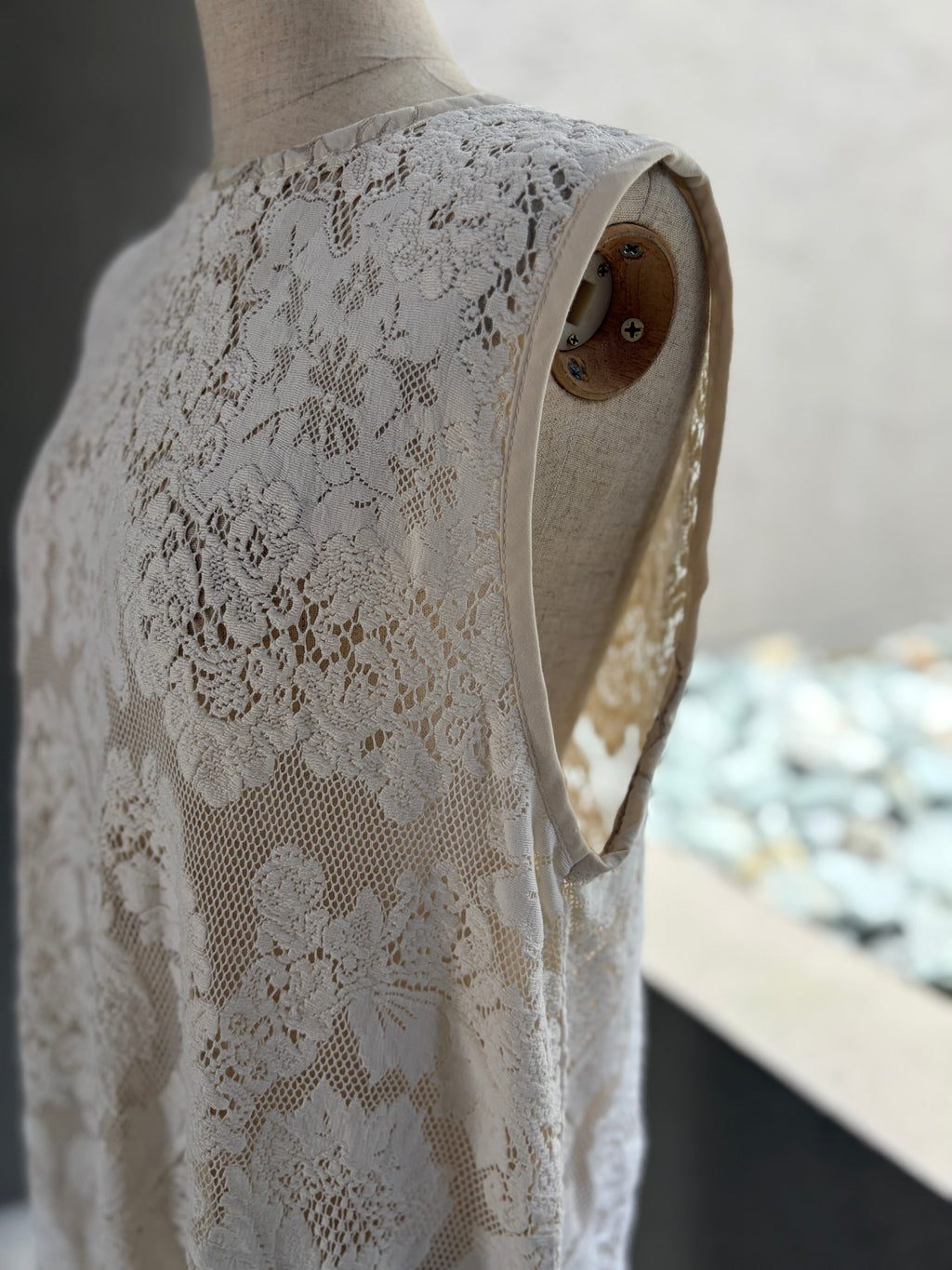 余透｜Yo-Tou｜Lingering Sheer