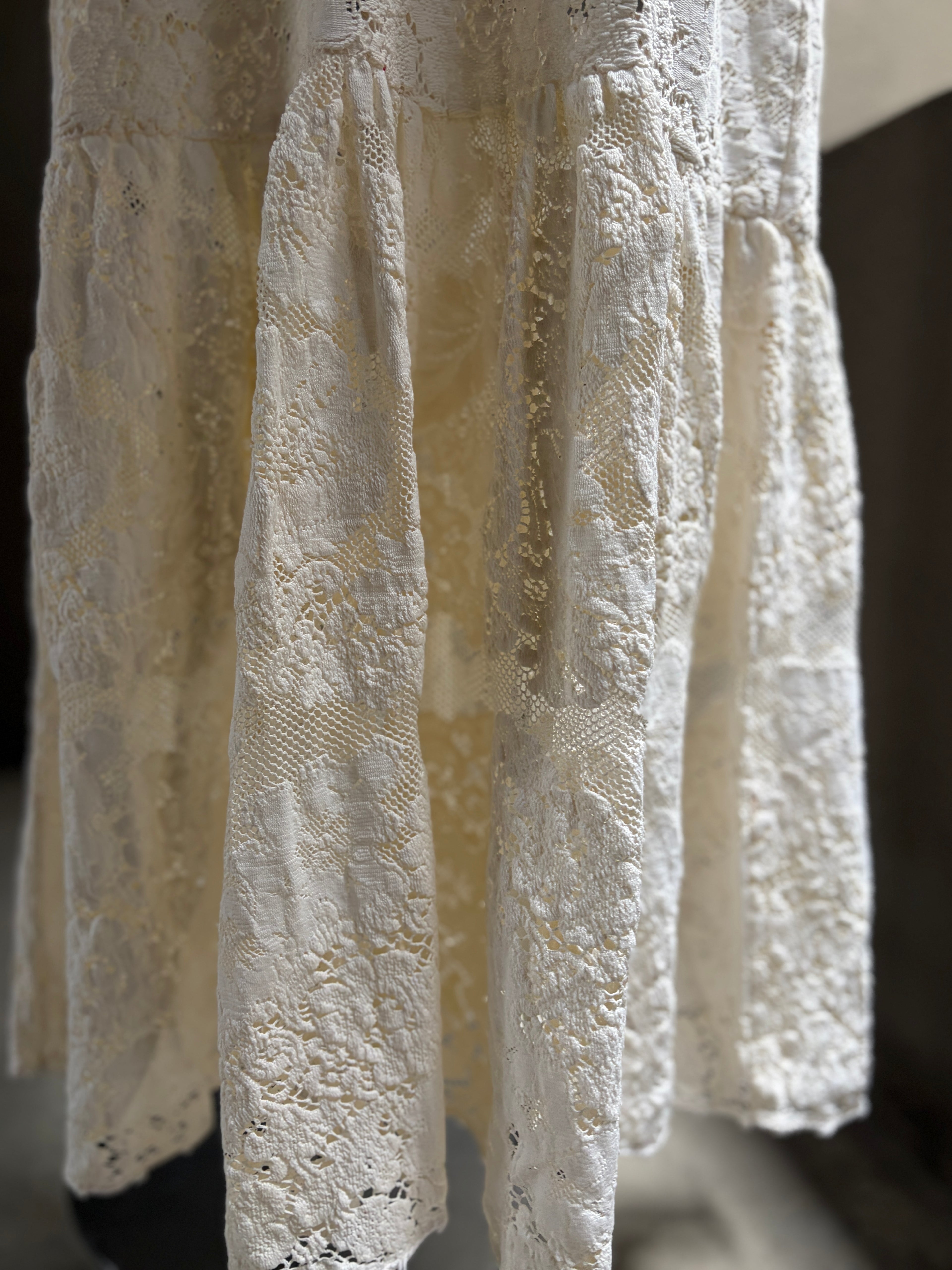 余透｜Yo-Tou｜Lingering Sheer