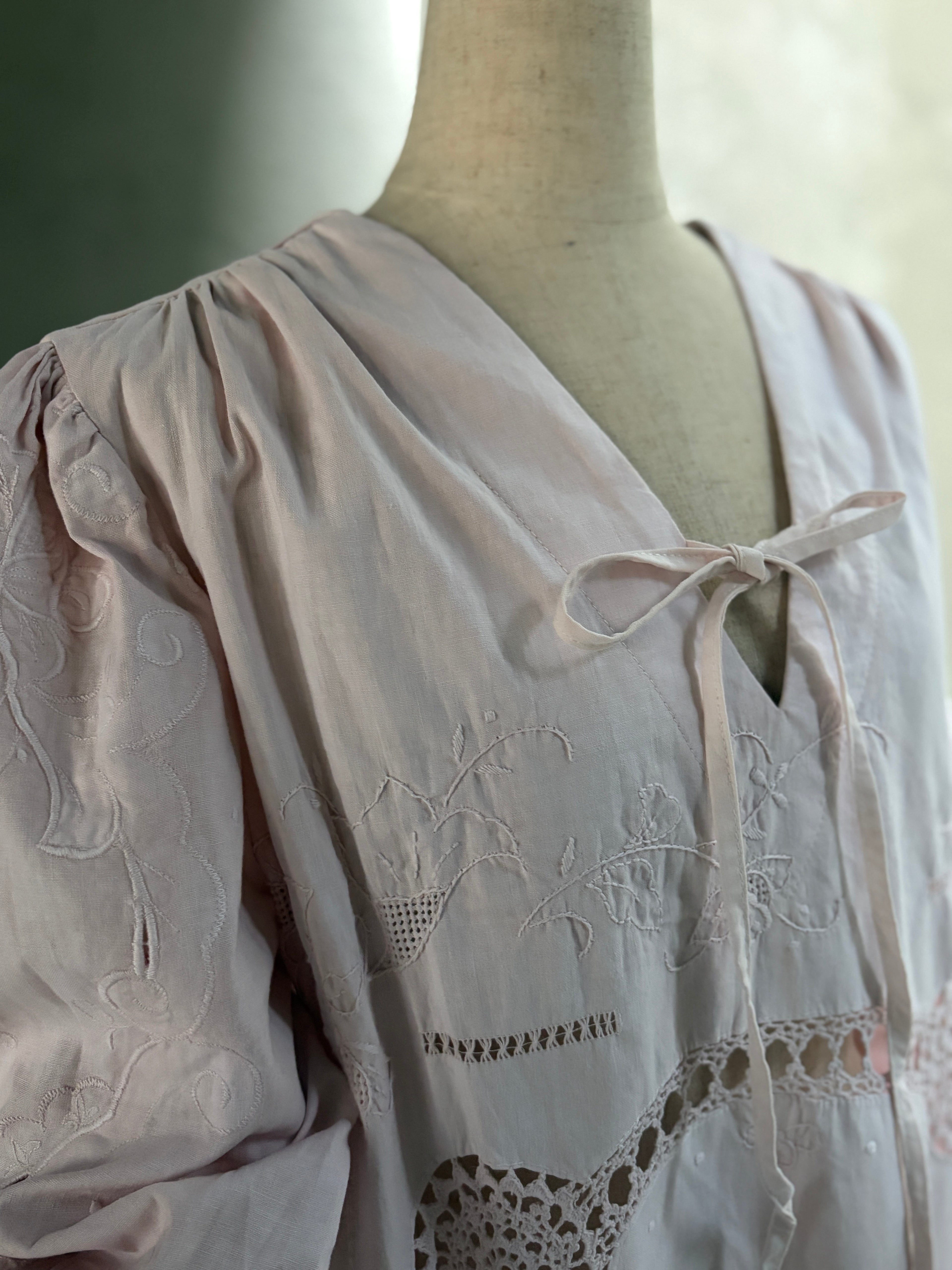 囲景（Ikage）｜Framed Blush Dress